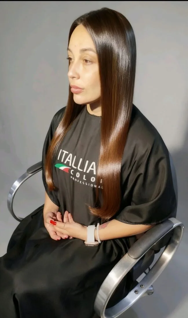 Realinhamento de fios de cabelo feito na Estética Hair7